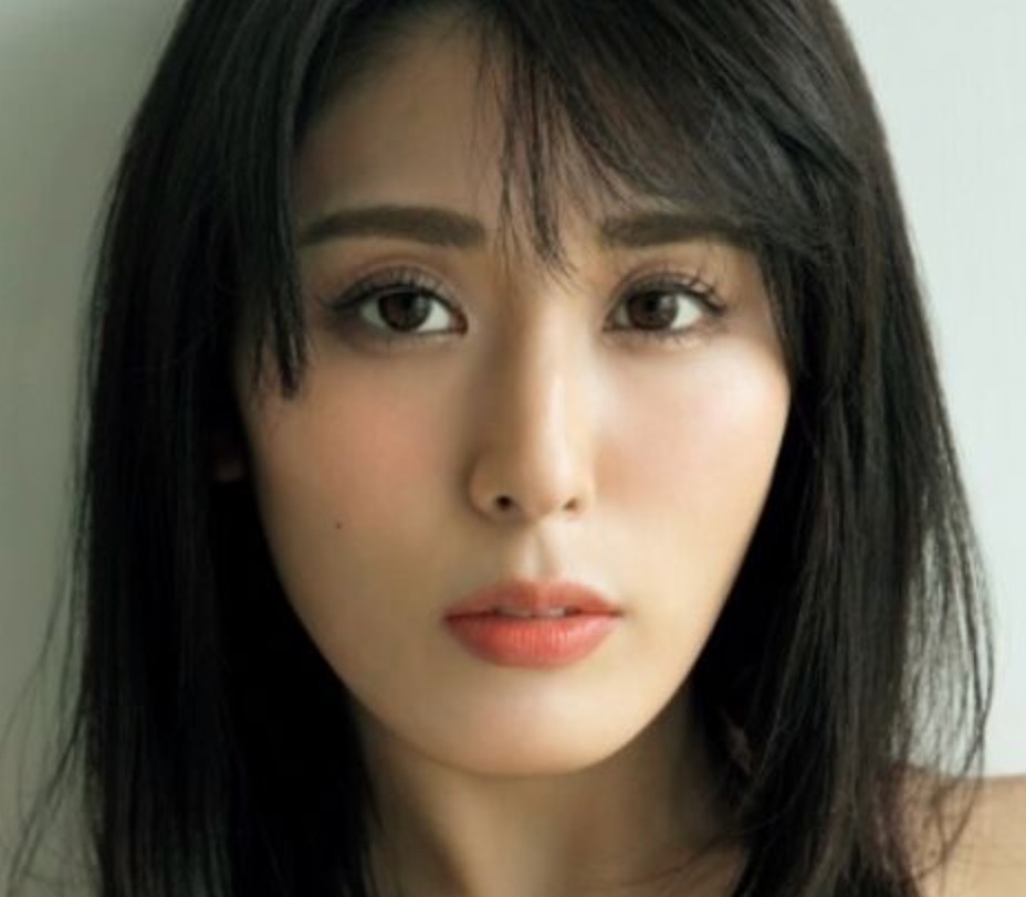 金子智美ヌード写真集